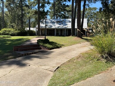 365 Mcclendon Dr, Raymond, MS 39154 - photo 3
