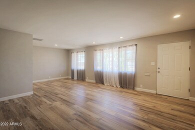 529W18th005