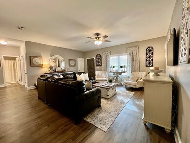 168 Burnside Rd, Fitzgerald, GA 31750 - photo 5