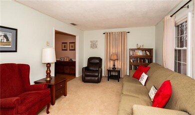 109 Little Forest Ln, Statesville, NC 28625 - photo 2