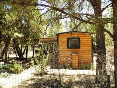 2057 Thousand Pines 003