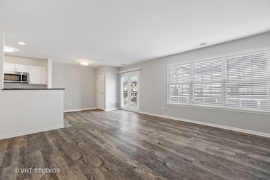 398 Mozart Ct unit 398, Wheaton, IL 60189 - photo 3