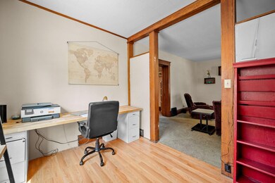 9-web-or-mls-1215 5th St-36