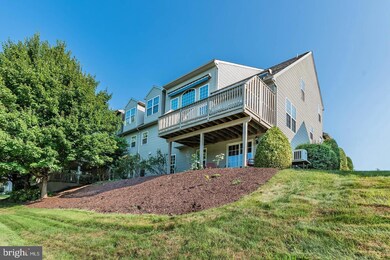 526 Bridgeview Dr, Lemoyne, PA 17043 - photo 3