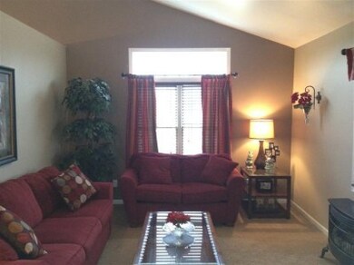 10195 Arizona St, Crown Point, IN 46307 - photo 2