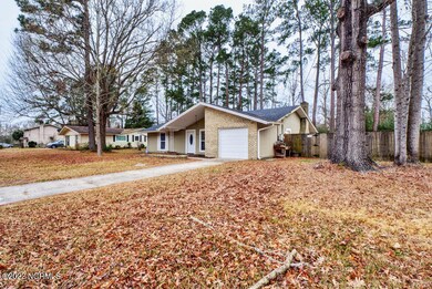 211 Linwood Dr, Jacksonville, NC 28546 - photo 3