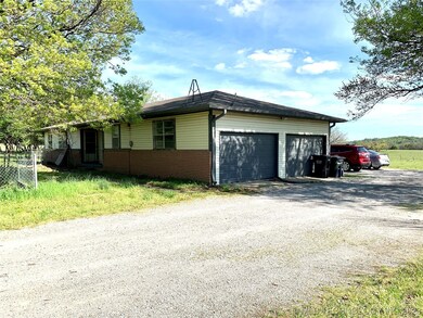 Driveway into 2 car garage