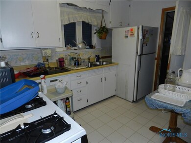 1210 Washington St, Genoa, OH 43430 - photo 7