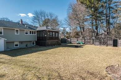 2 Sweetbriar Ln, Andover, MA 01810 - photo 3