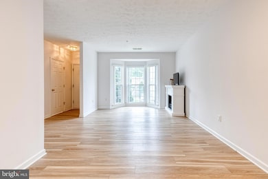 748 Heather Stone Loop unit 31, Glen Burnie, MD 21061 - photo 4