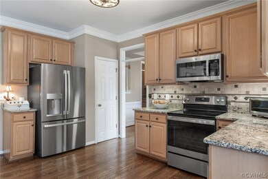 9346 Crossover Dr, Mechanicsville, VA 23116 - photo 7