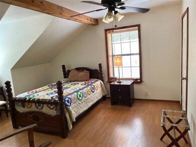 6912 Lakeview Dr, Bonham, TX 75418 - photo 7