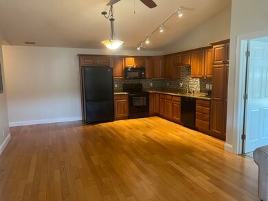 6 Stearns Ln unit 302, MerriMacK, NH 03054 - photo 6