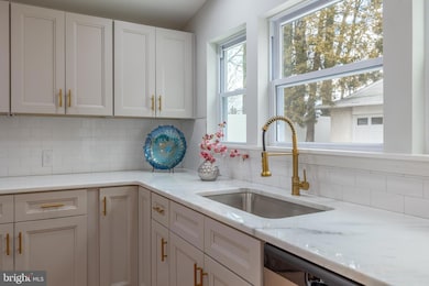 8305 Cobden Rd, Glenside, PA 19038 - photo 6