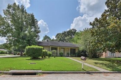 4538 Burkegate Dr, Spring, TX 77373 - photo 2