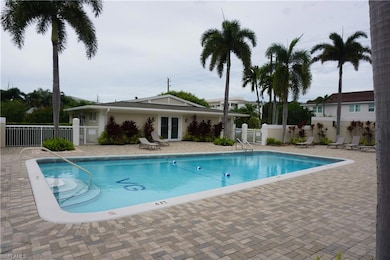 663 12th Ave S unit 663, Naples, FL 34102 - photo 3