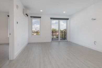 42 N Beacon St unit 505, Boston, MA 02134 - photo 4