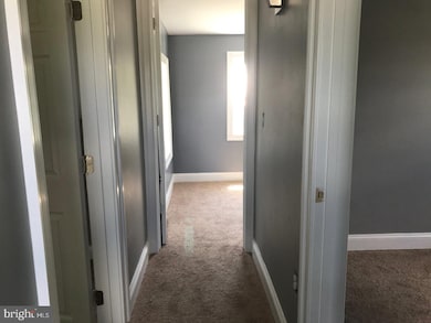 304 S West St, Harrington, DE 19952 - photo 6