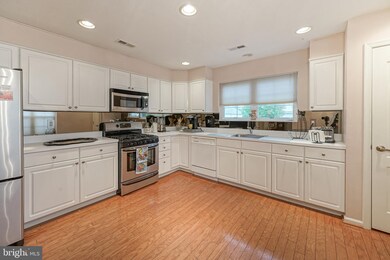 66 Maple Leaf Cir, Sewell, NJ 08080 - photo 5
