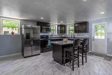 35 Longedge Rd, Clinton, MA 01510 - photo 5