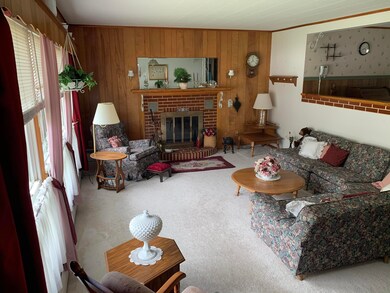 49 Michigan St, Millinocket, ME 04462 - photo 5