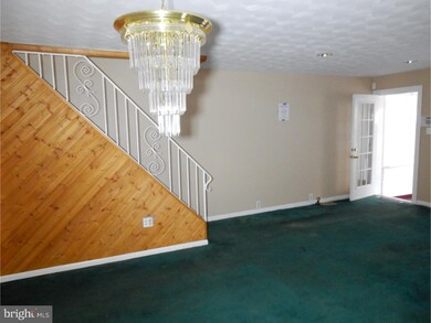 1003 Pine St, Darby, PA 19023 - photo 5
