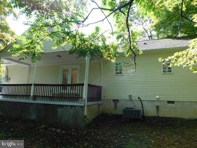 16881 Cacapon Rd, Great Cacapon, WV 25422 - photo 2