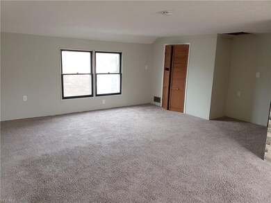 2031 E 224th St, Euclid, OH 44117 - photo 5