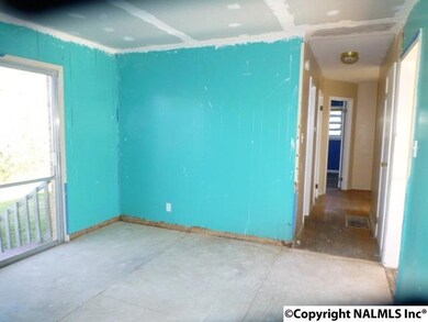 3809 Telstar Cir SW, Huntsville, AL 35805 - photo 5