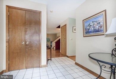 114 Hunter Ct, Wilmington, DE 19808 - photo 2