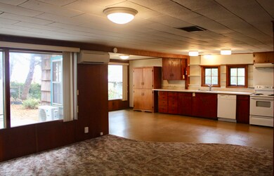 Living/Kitchen