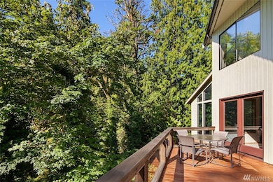 4453 E Mercer Way, Mercer Island, WA 98040 - photo 7