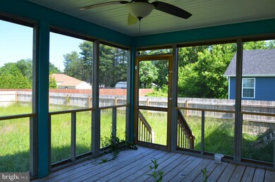 43 W Potomac Dr, Colonial Beach, VA 22443 - photo 5