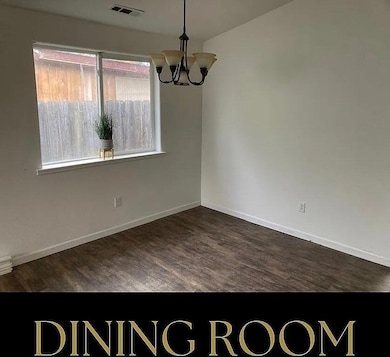 771 Halvorsen St, Medford, OR 97501 - photo 5