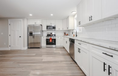 1 Sheraton Dr, Hudson, NH 03051 - photo 5