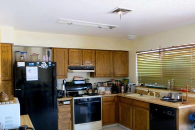 2237 W Obispo Ave Kitchen