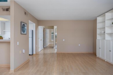 1601 Canyonwood Ct unit 8, Walnut Creek, CA 94595 - photo 7