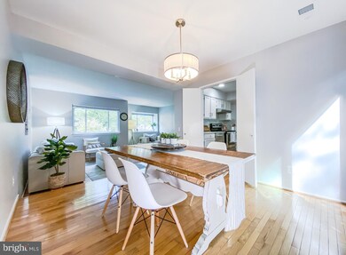 1507 Scandia Cir, Reston, VA 20190 - photo 2