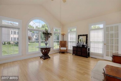 12511 Viewside Dr, North Potomac, MD 20878 - photo 3