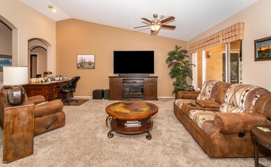 006_Living Room