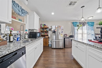 1223 Country Club Rd, Cleburne, TX 76033 - photo 4