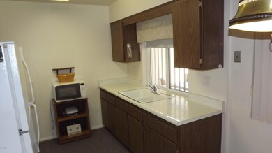 13679 N Garden Court Dr unit 154, Sun City, AZ 85351 - photo 2