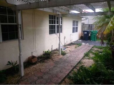 6505 SW 151 Ct, Unincorporated Dade County, FL 33193 - photo 2