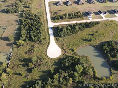 94 Maple Leaf Dr, Durant, OK 74701 - photo 3