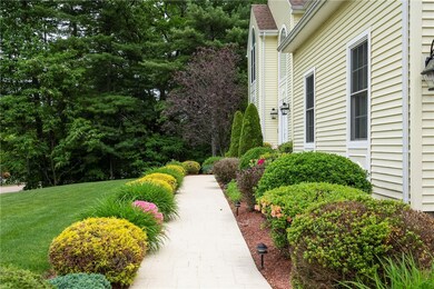 19 Sophia Ln, Greenville, RI 02828 - photo 5