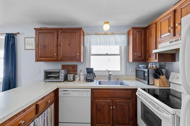 13 Fords Landing Dr, Dover, NH 03820 - photo 4