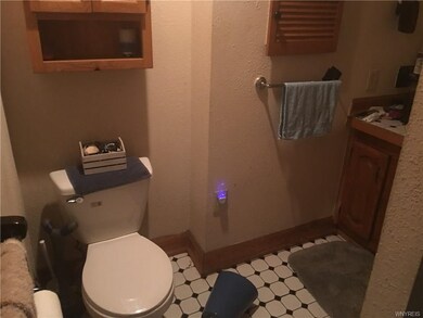 411 Oliver St unit 4, North Tonawanda, NY 14120 - photo 2