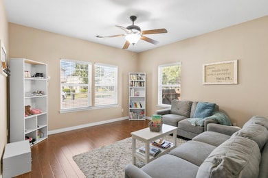 328 Brookhaven Dr, Central Point, OR 97502 - photo 7