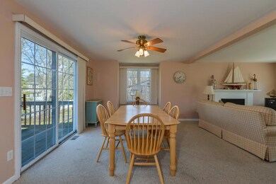 008-Breakfast_Nook-3969347-small