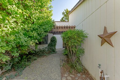 1340 Snowberry Ct, Dixon, CA 95620 - photo 2